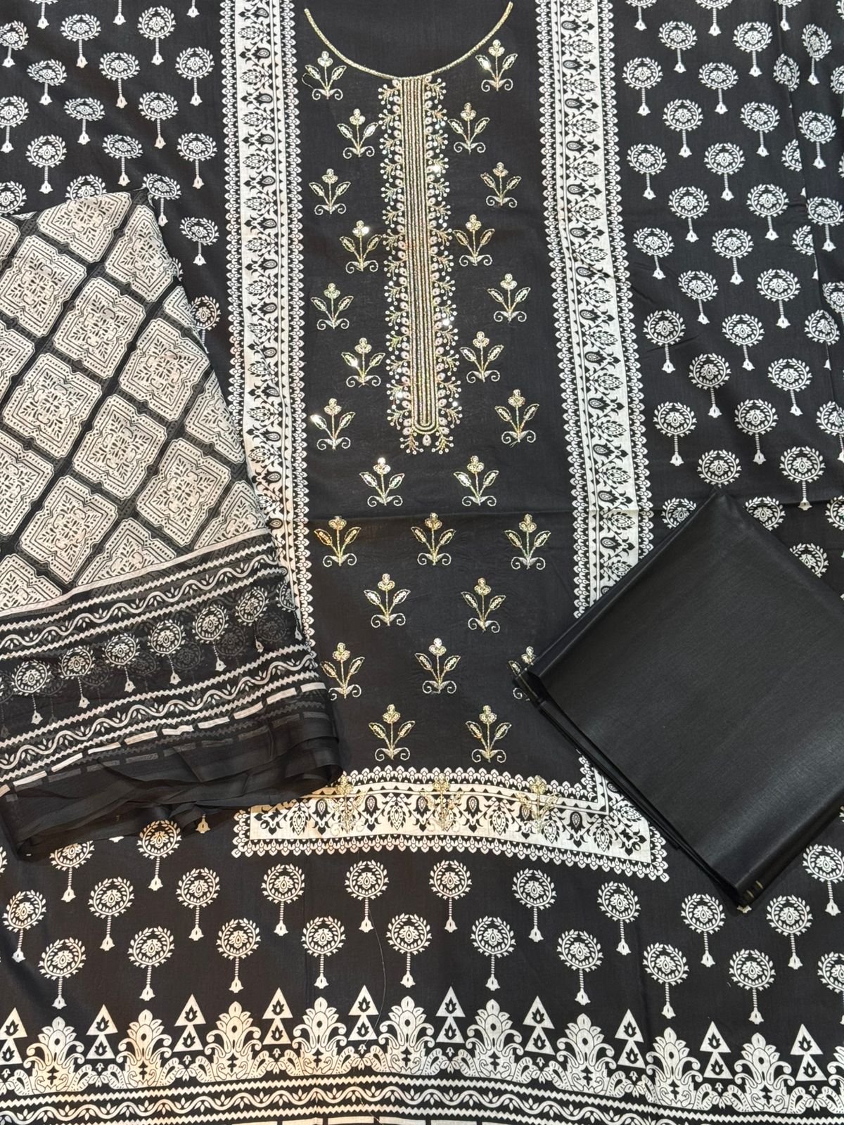 Maria.B Lawn 3pc