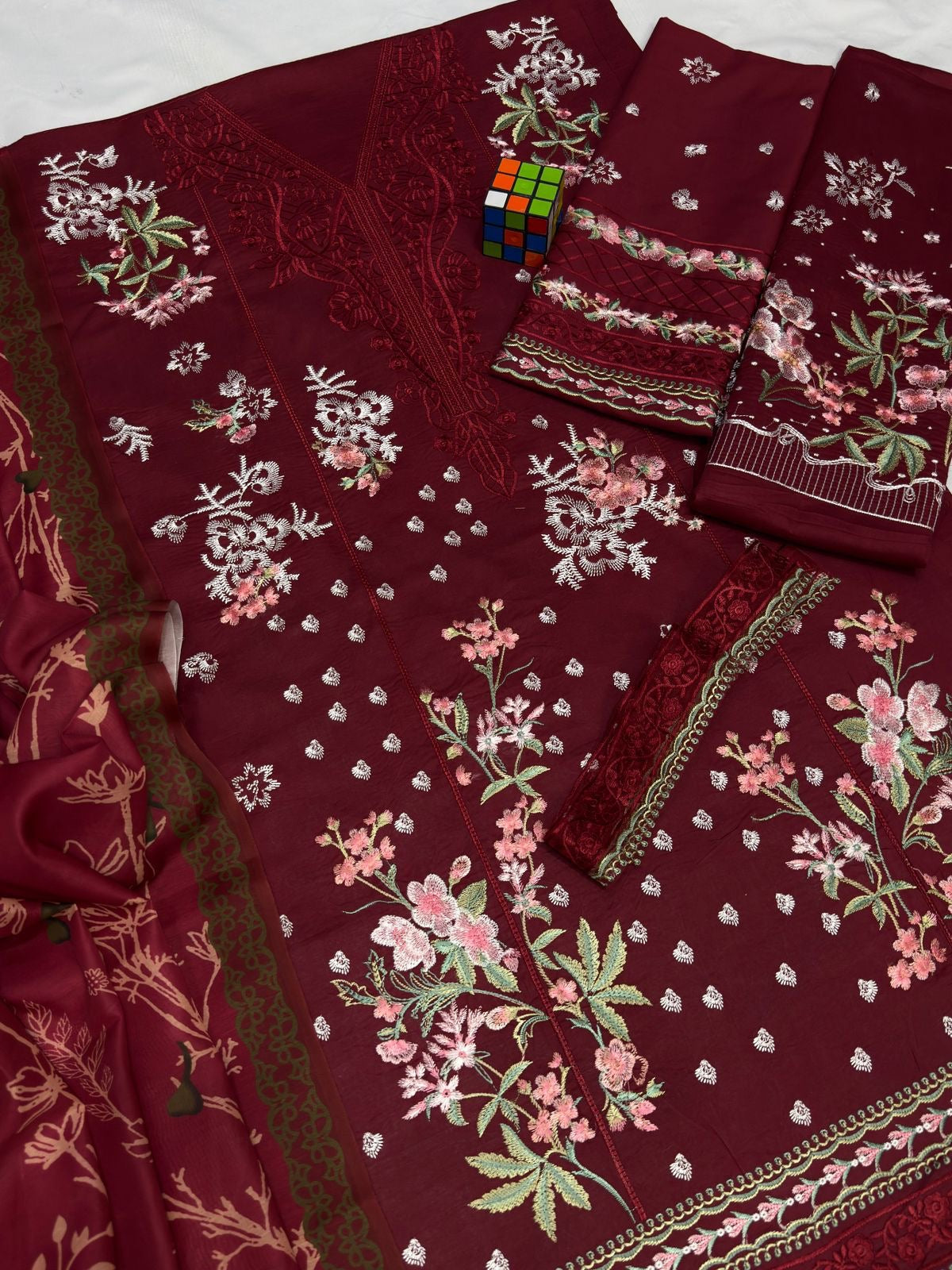 Sobia nazir Lawn ( 1137 )
