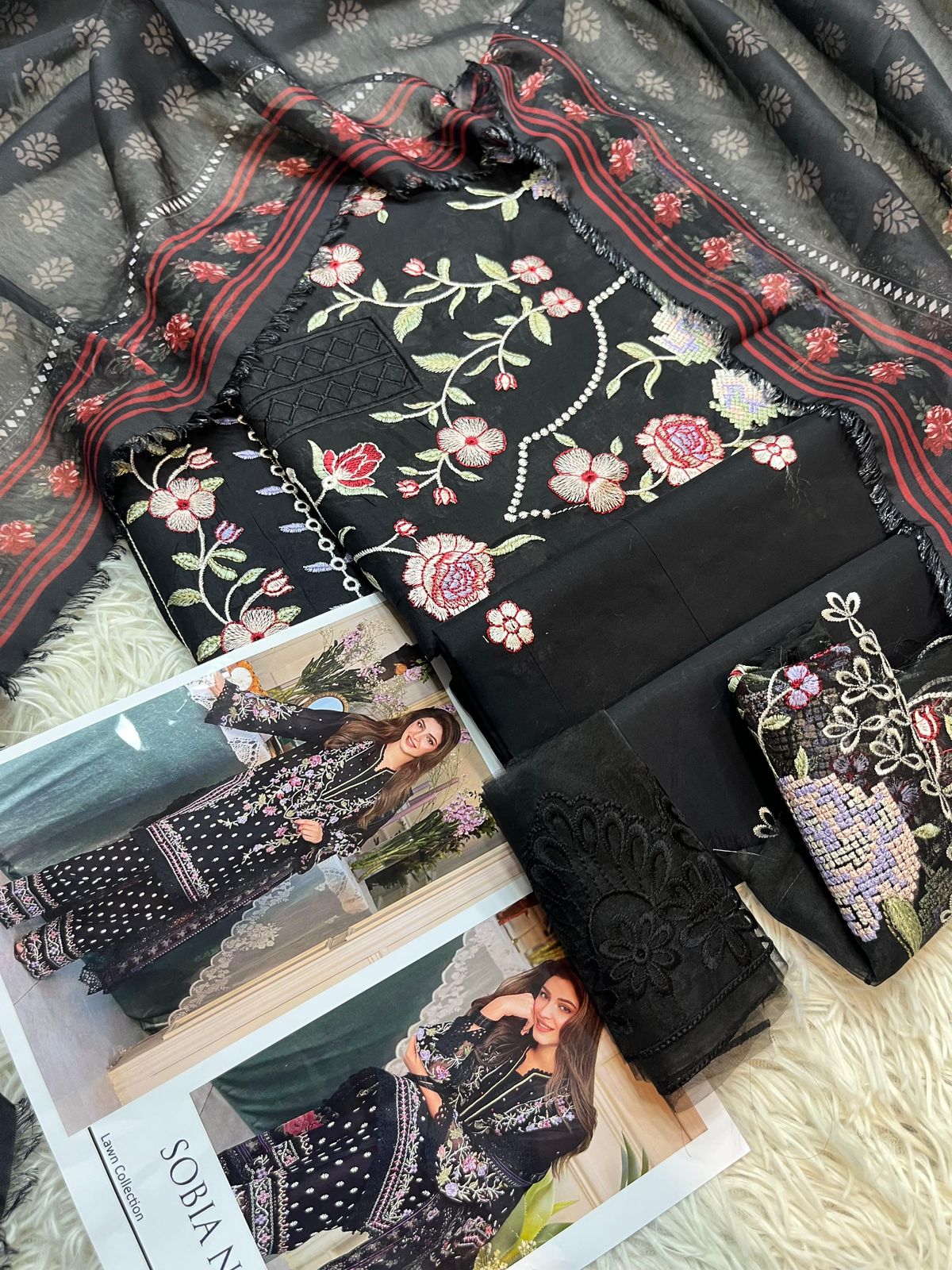 SOBIA NAZIR Lawn 3pc