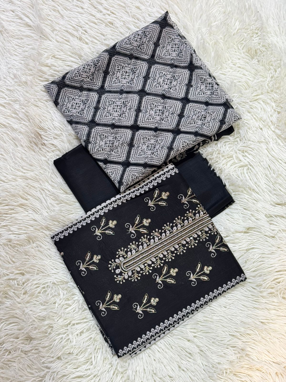 Maria.B Lawn 3pc