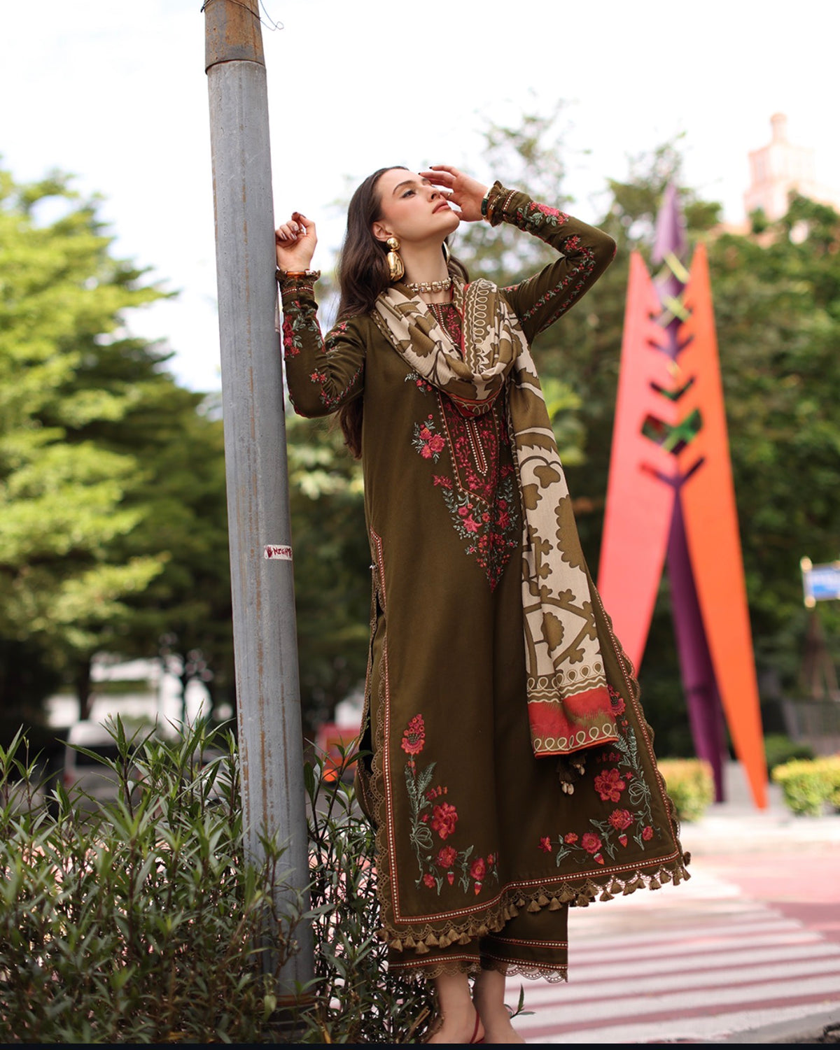 Charizma poshima 3pc Dhanak