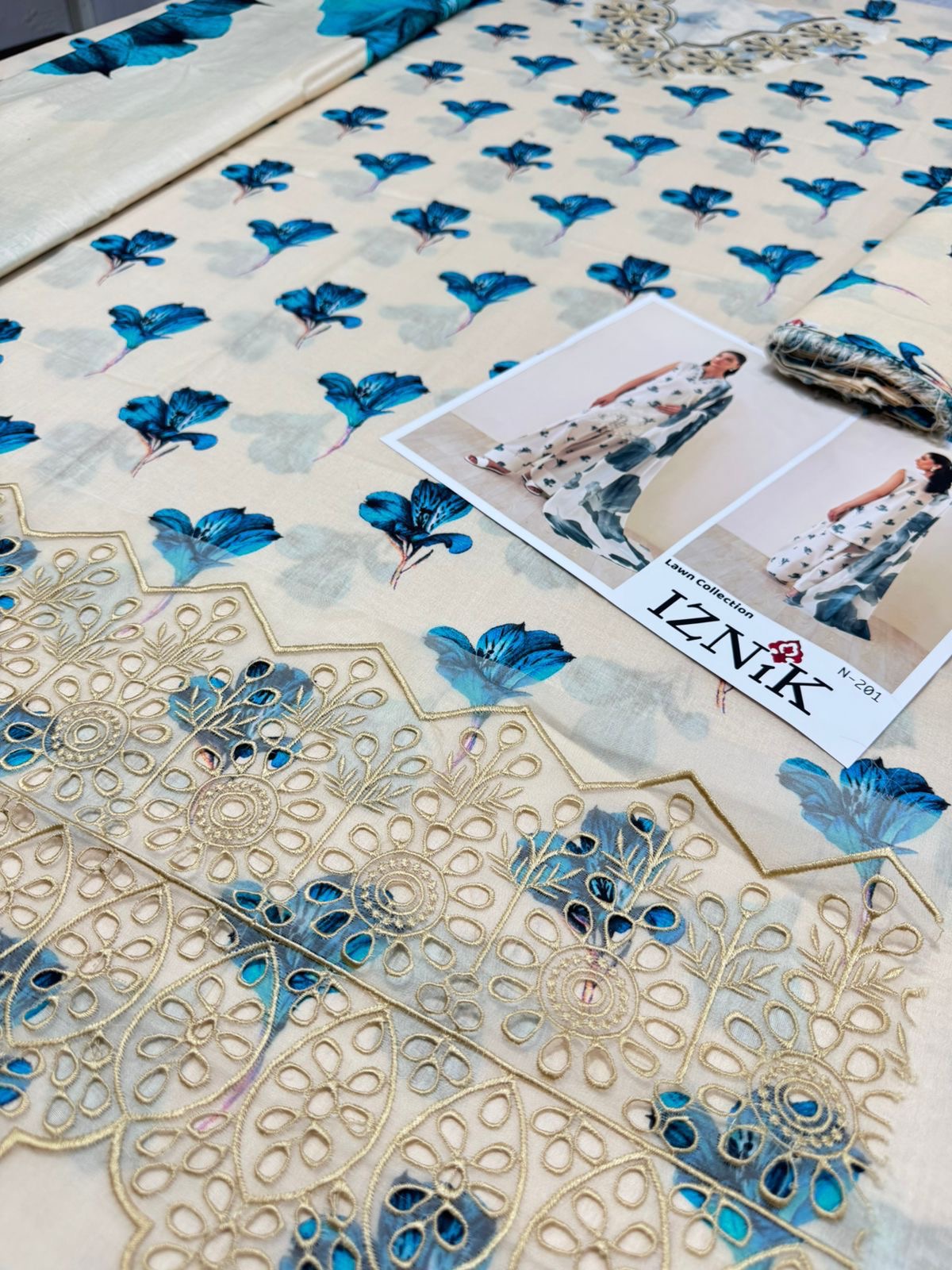 Iznik Lawn 3pc