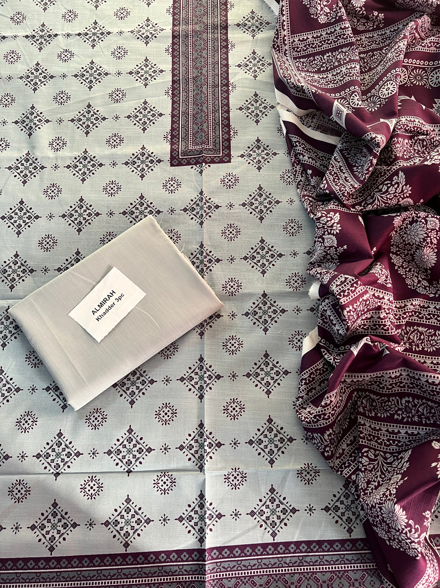 Chunri by Outfit & Almirah