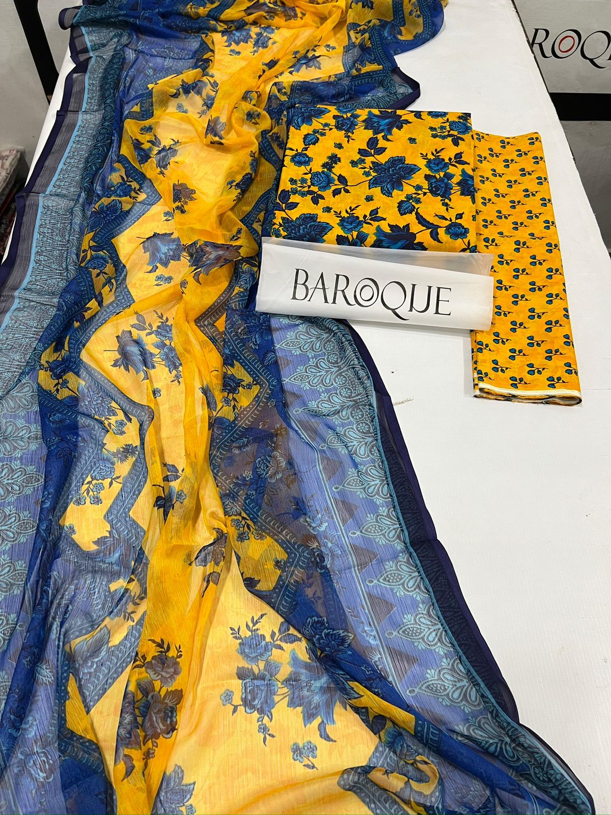 Baroque Lawn 3pc