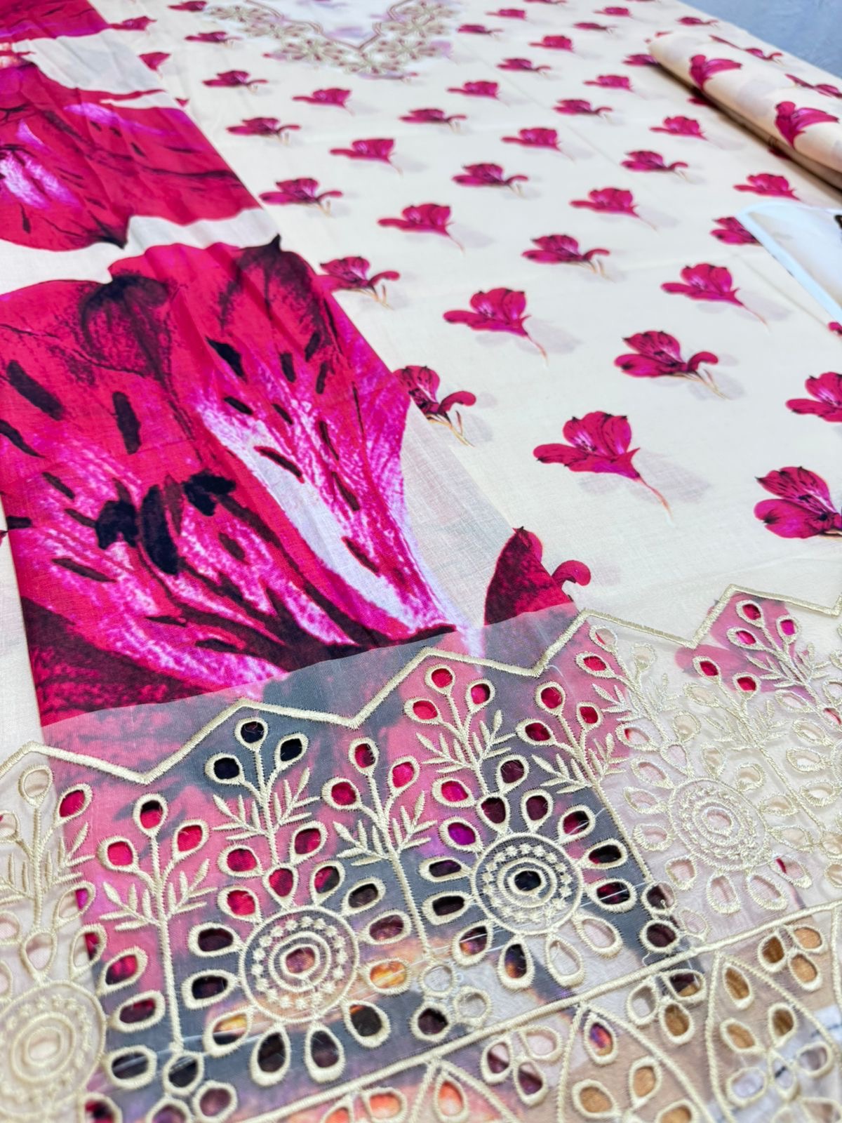 Iznik Lawn 3pc