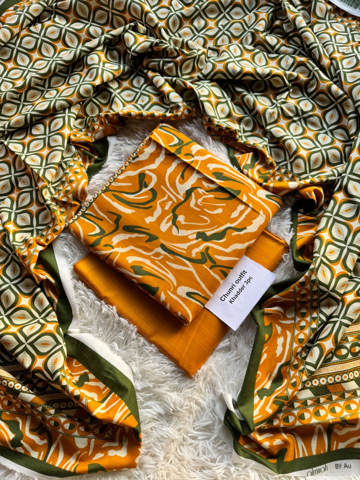 Chunri by Outfit & Almirah