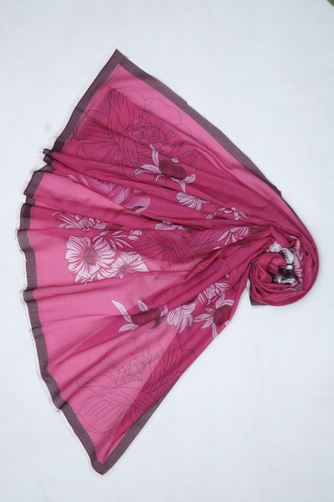 Baroque Lawn 3Pc