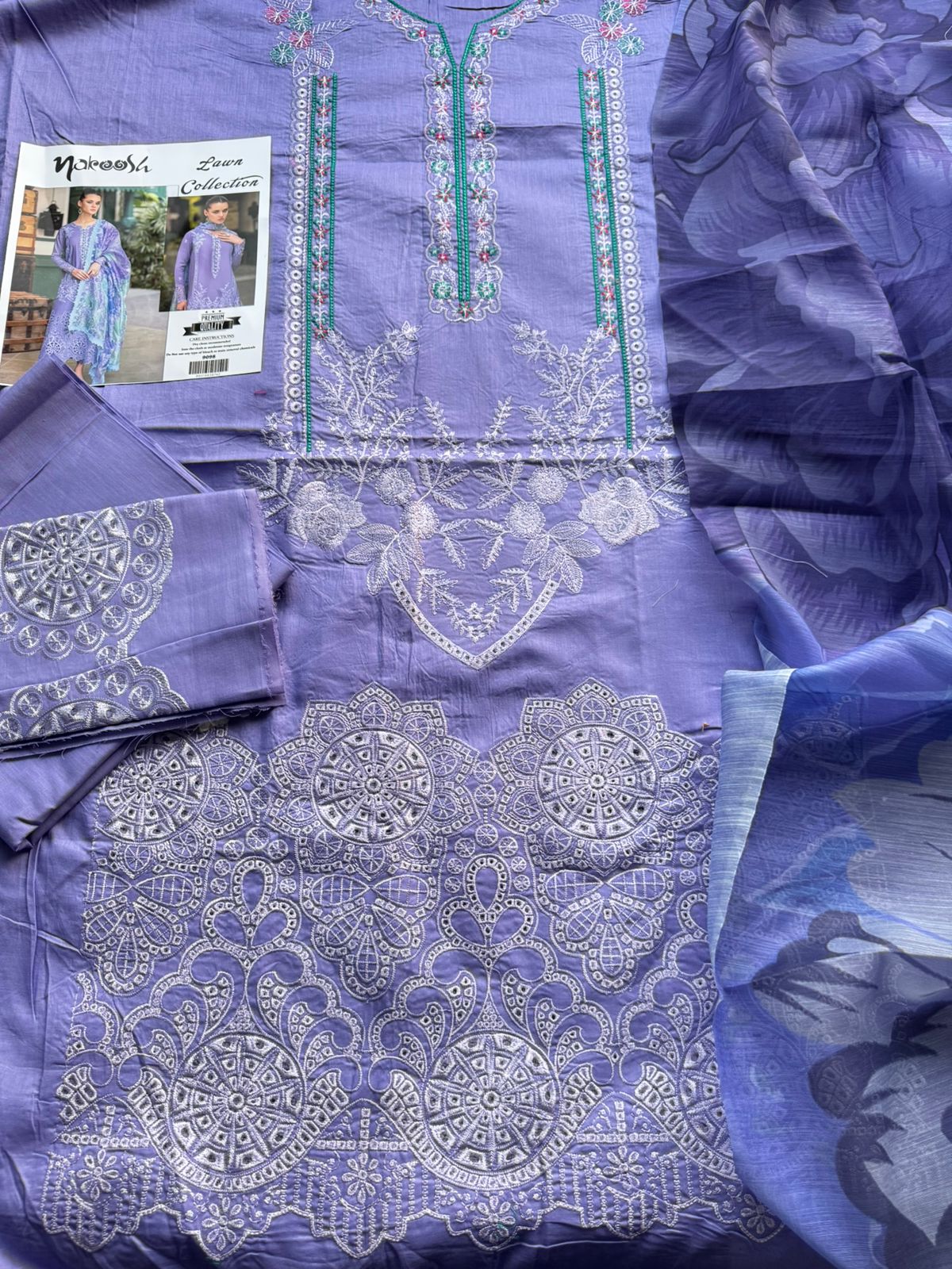 Nakoosh Lawn 3pc