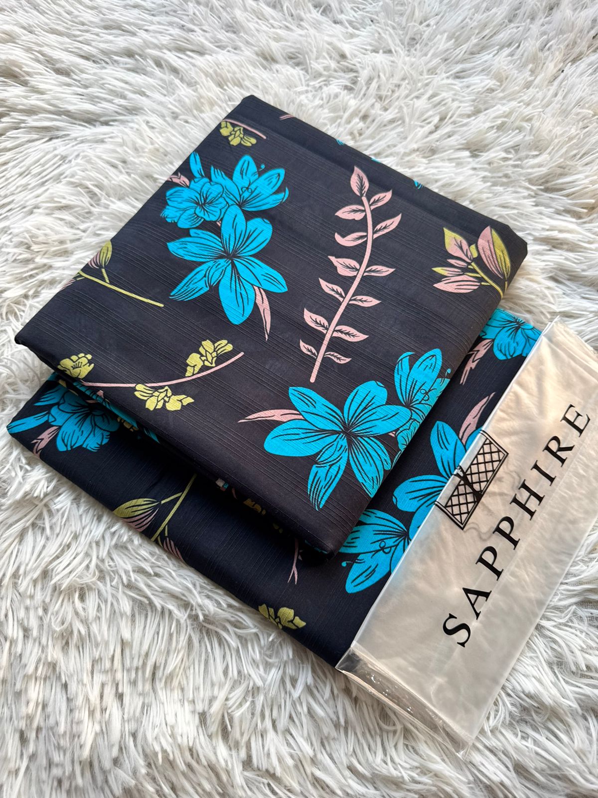 Sapphire Lawn 2pc