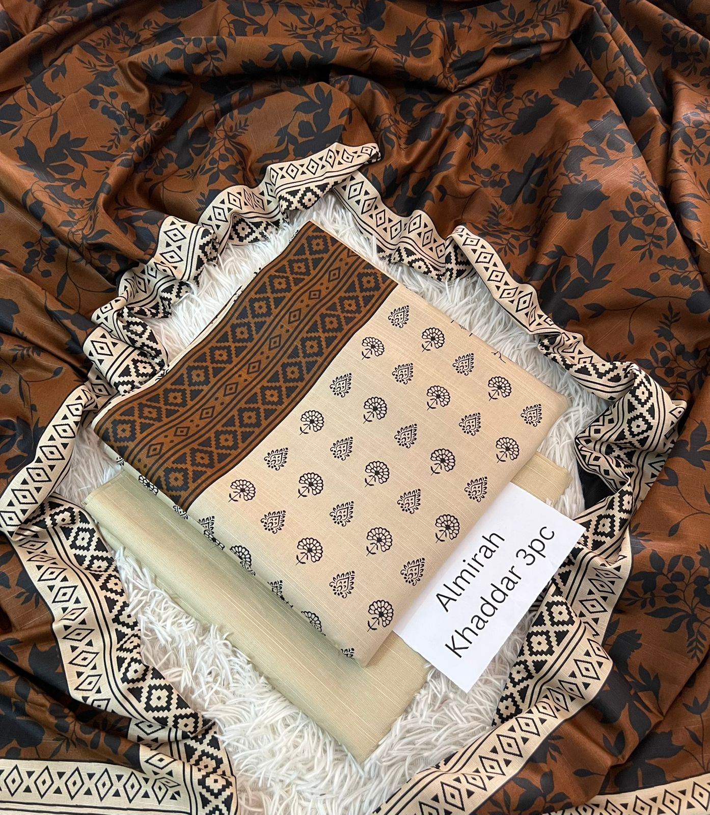 Chunri & Almirah by Outfit 3pc