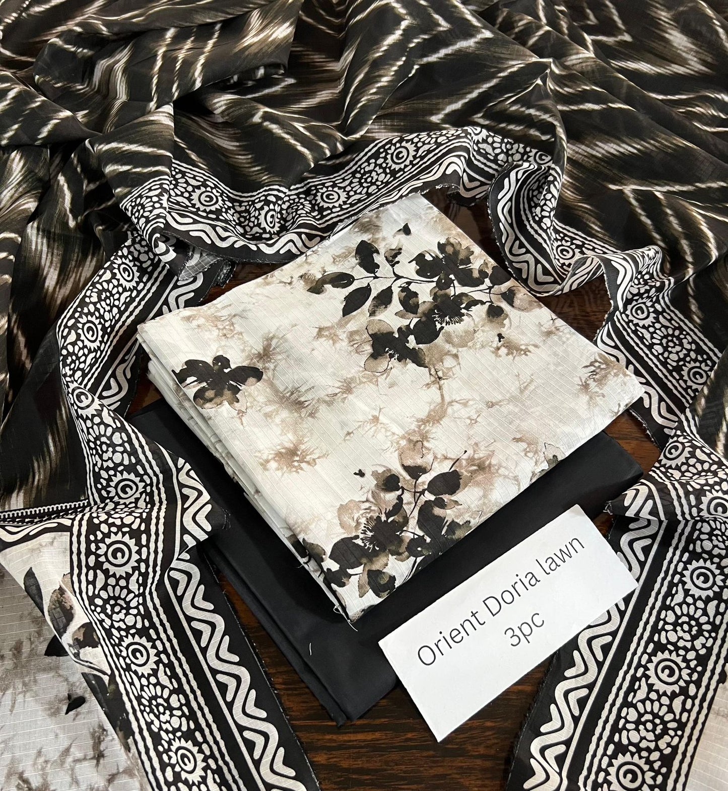 Orient ( Doria Lawn 3pc )