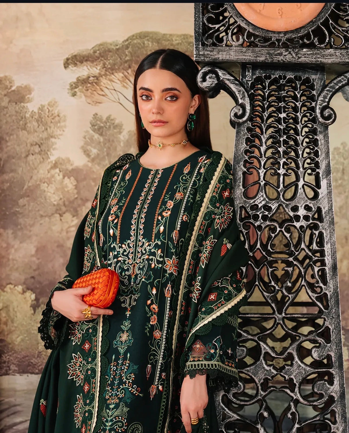 Mahnur karandi 3pc ( secret garden )