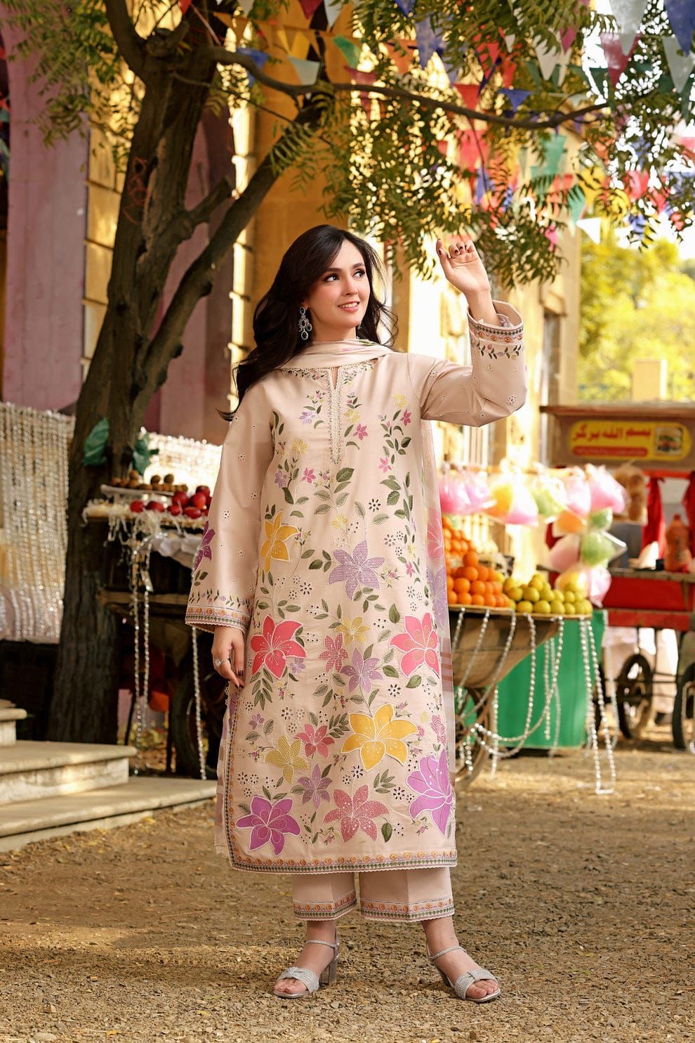 Aneela’s Lawn  (5066 )