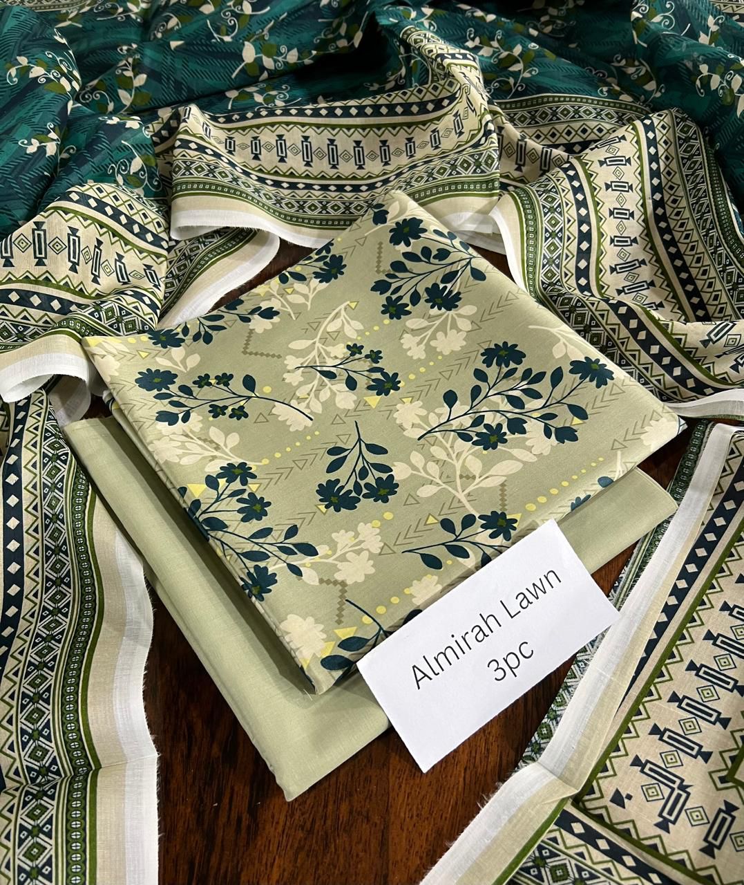 Almirah Lawn 3pc