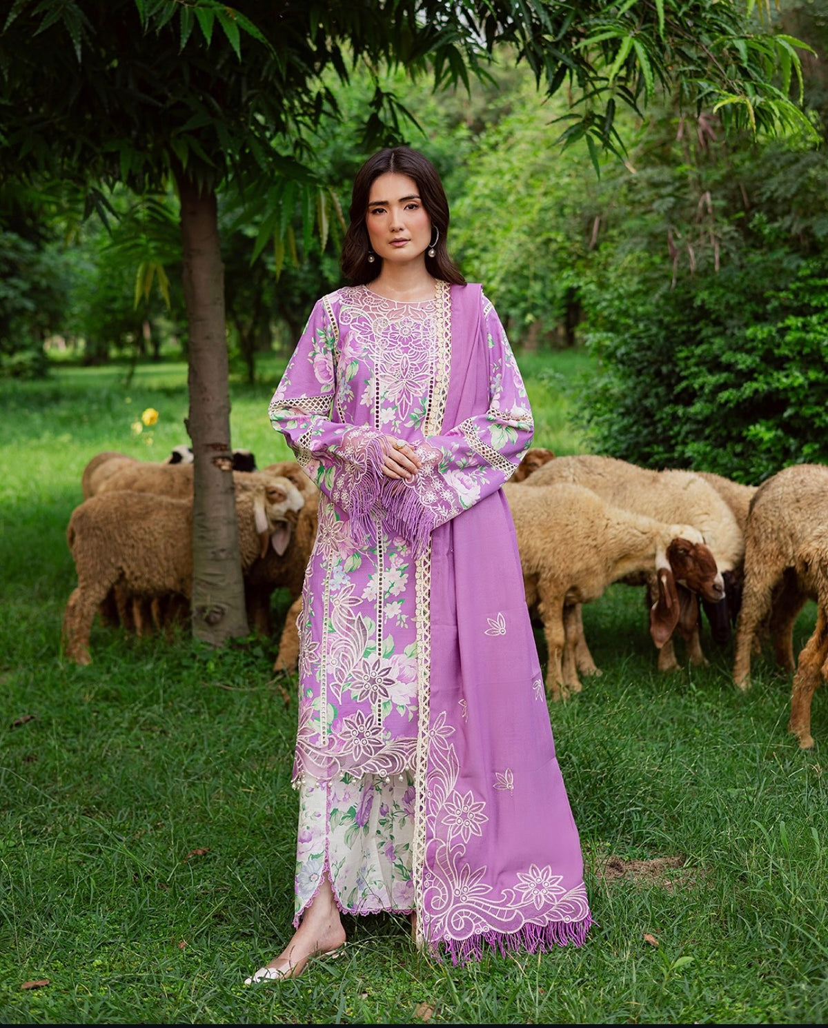 Gardenia Khaddar by Mahnur