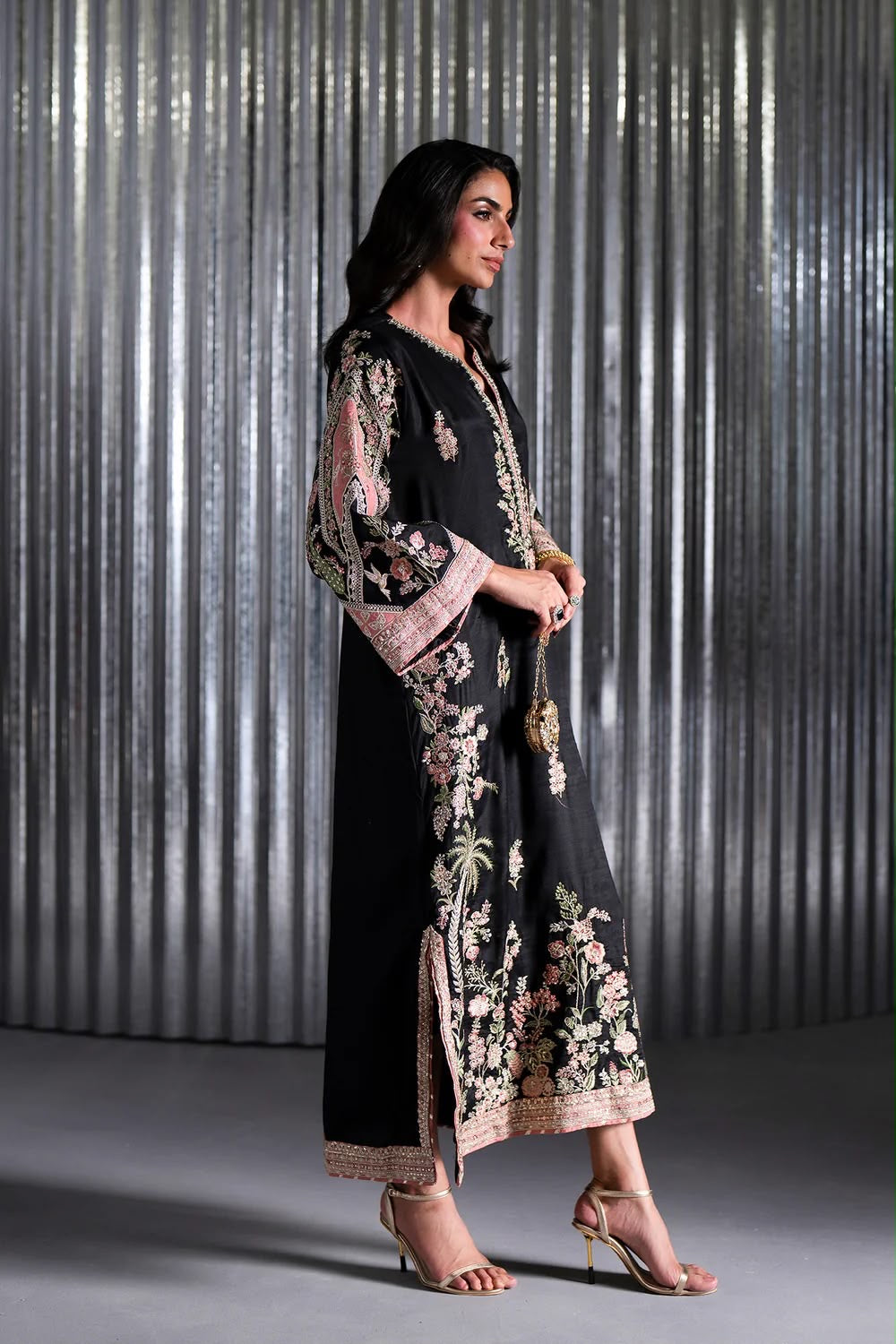 Ethnic D-7009