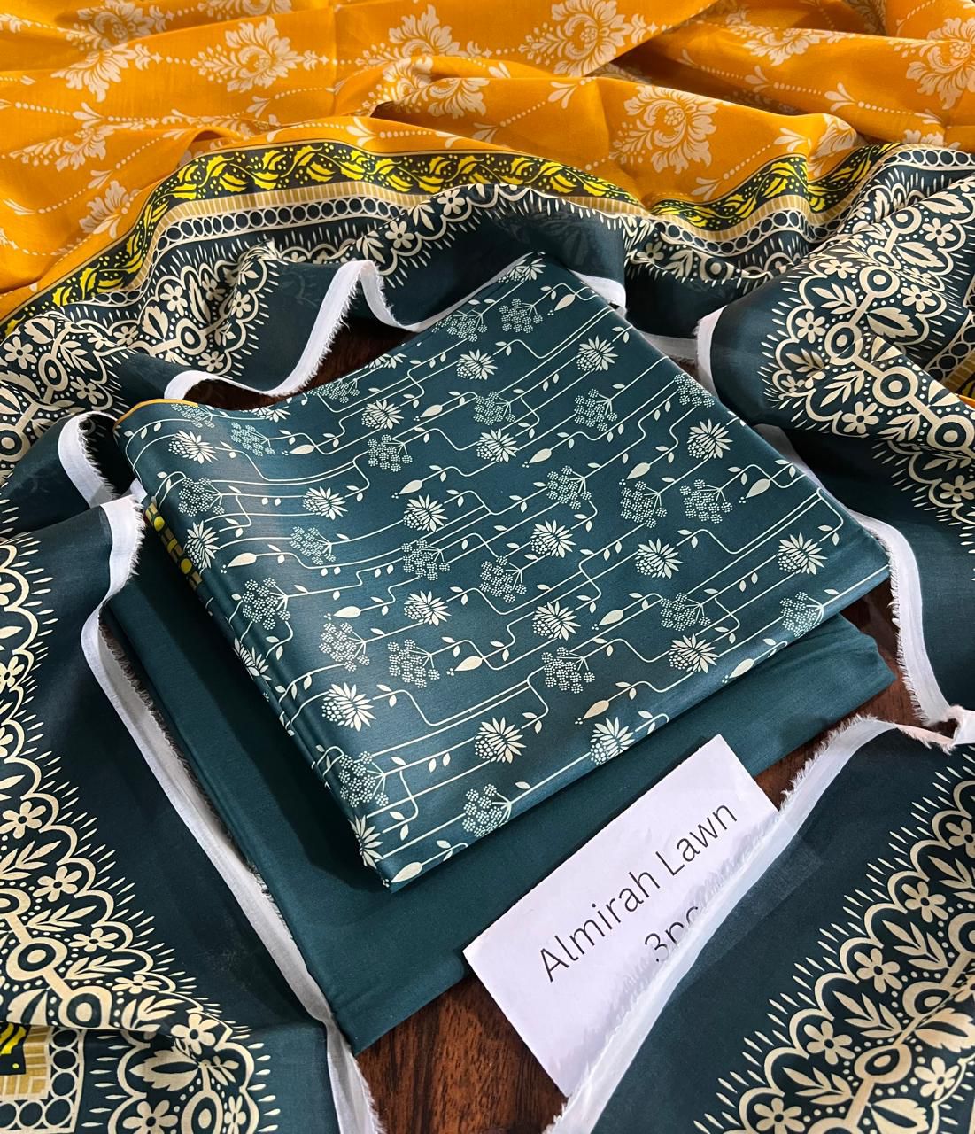 Almirah Lawn 3pc