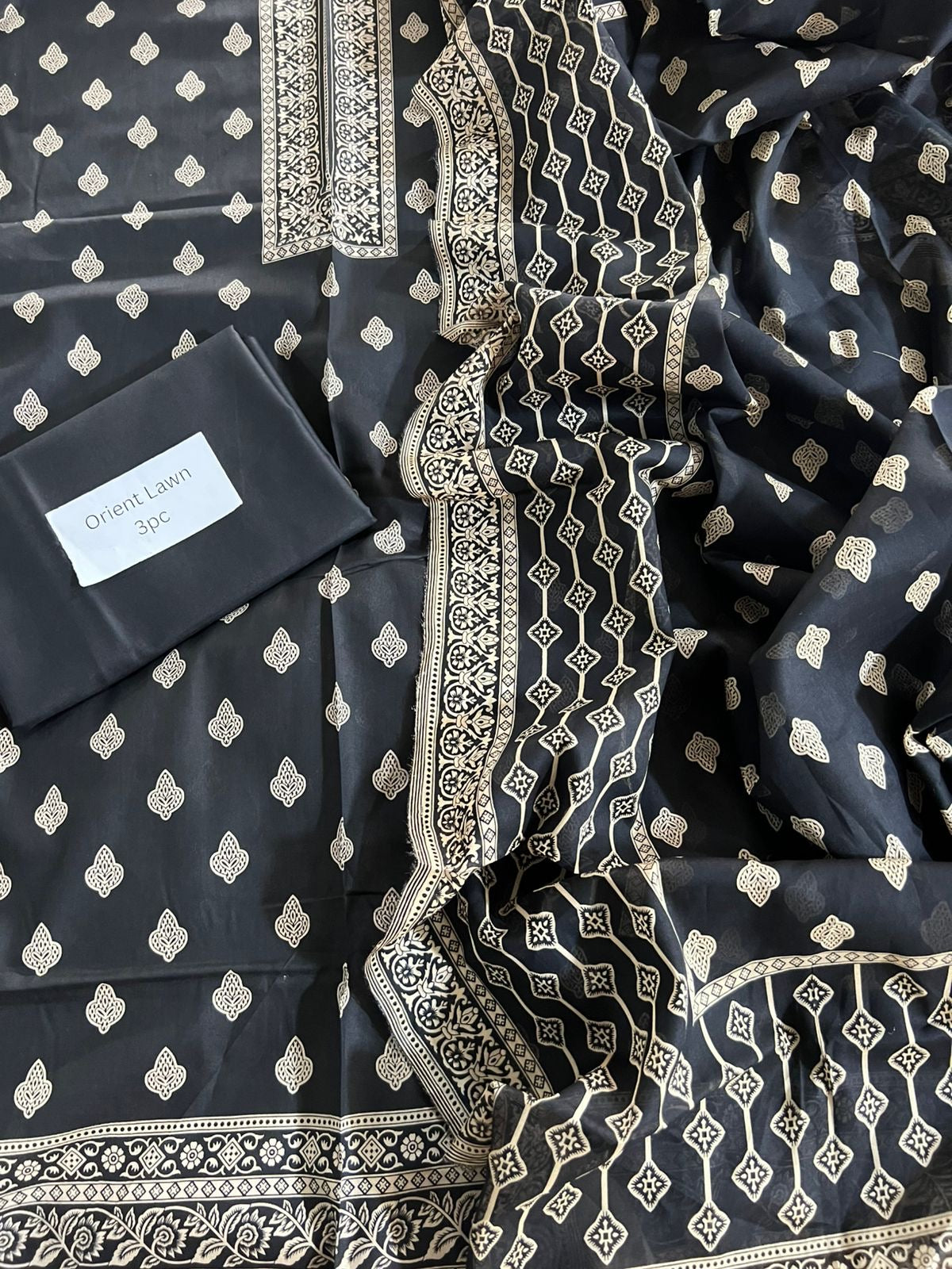 Orient lawn 3pc