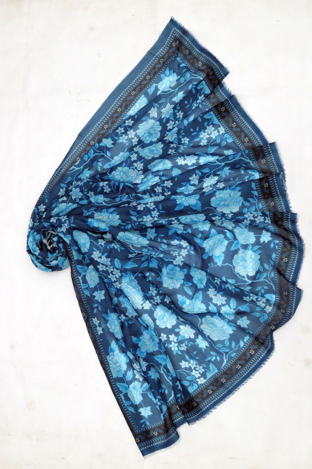 Baroque Lawn 3pc