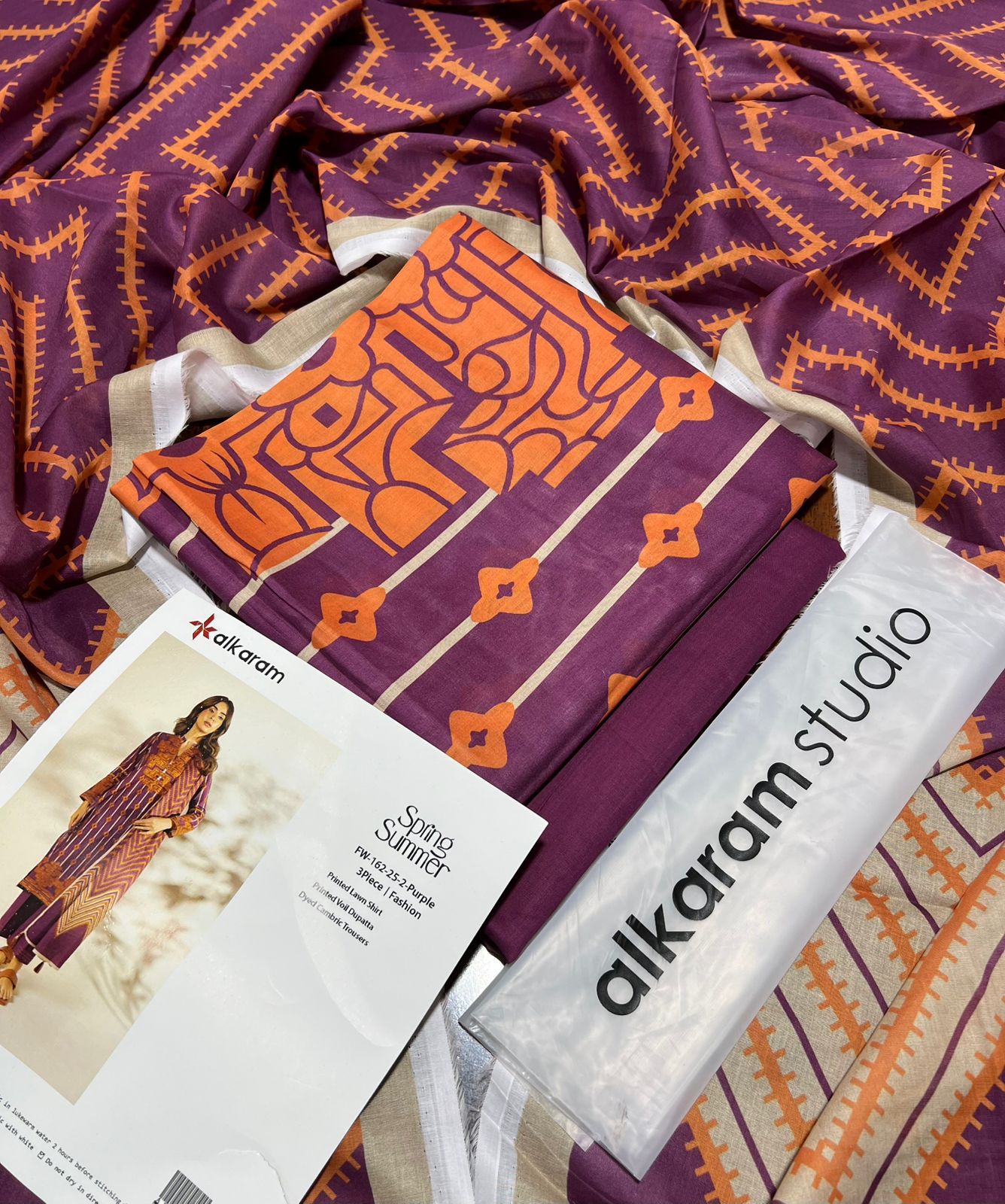 Alkaram Lawn 3pc