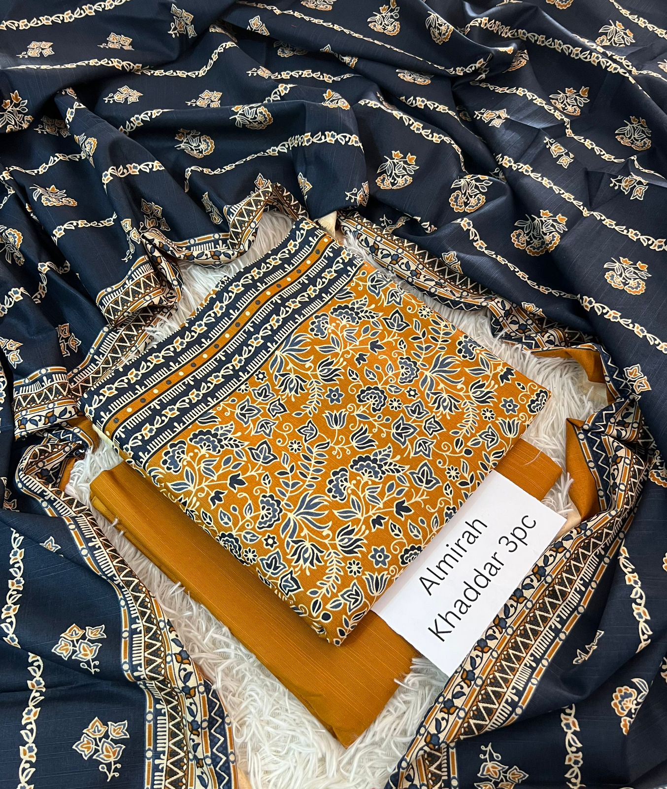 Chunri & Almirah by Outfit 3pc